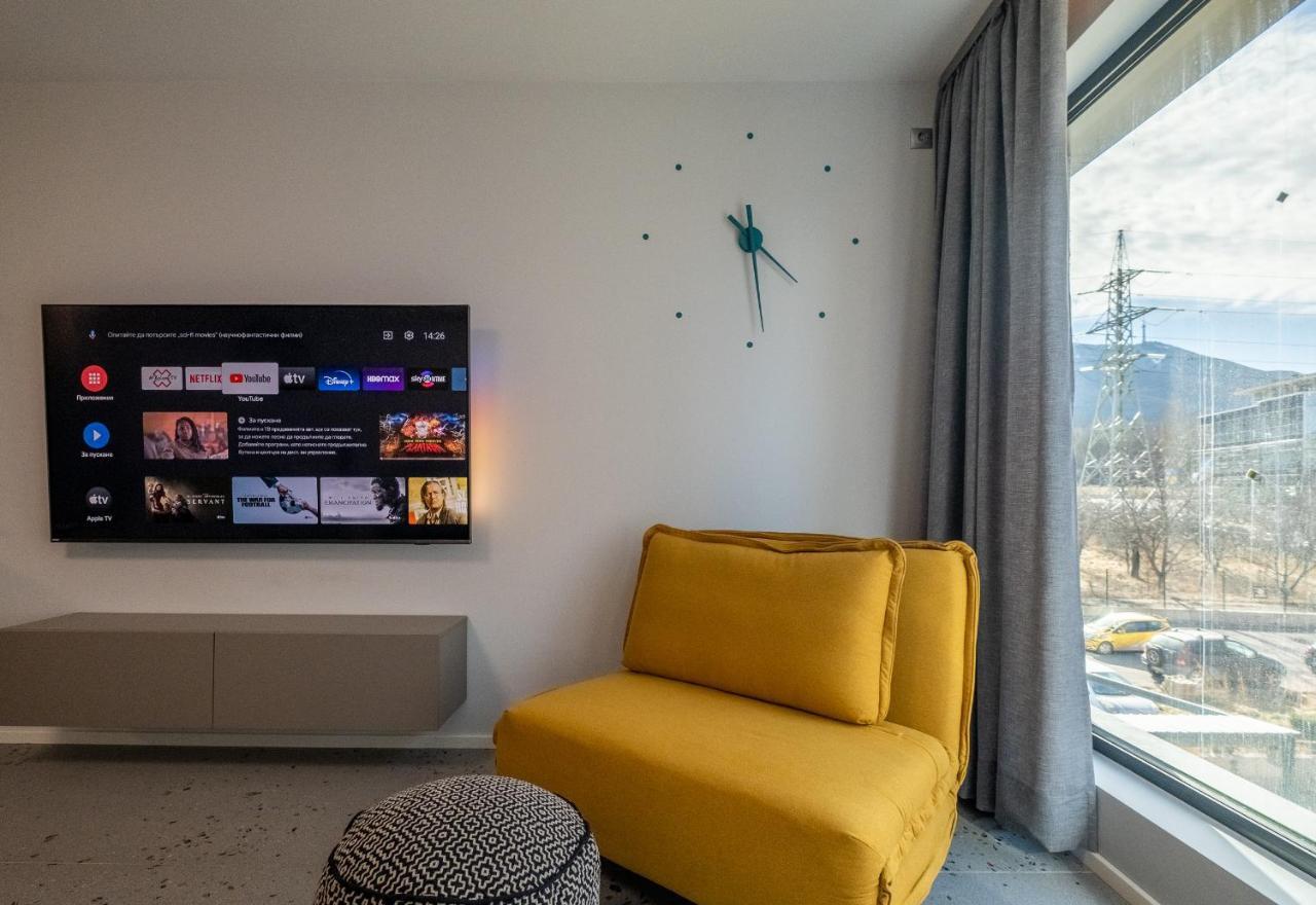 Emirates Lux Apartment And Parking Sofia Eksteriør bilde