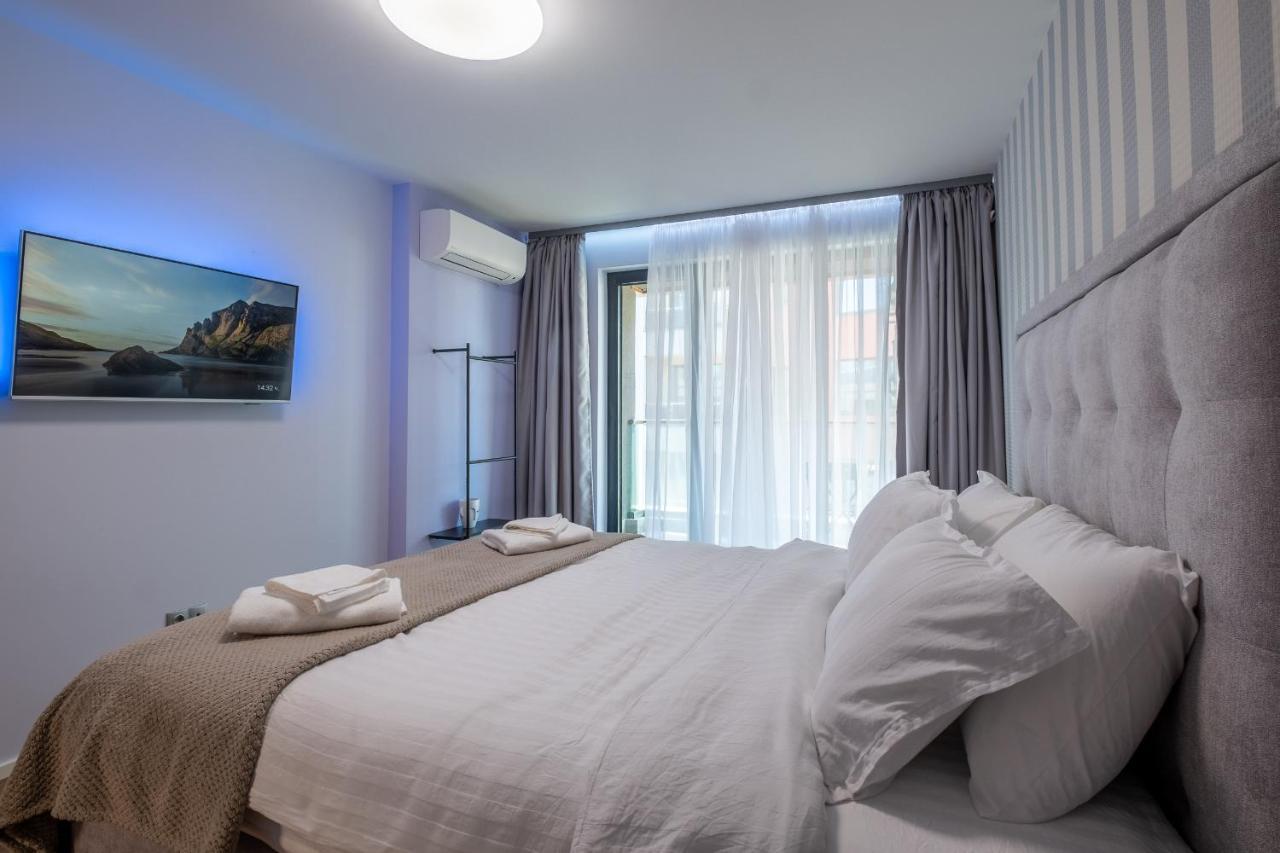 Emirates Lux Apartment And Parking Sofia Eksteriør bilde