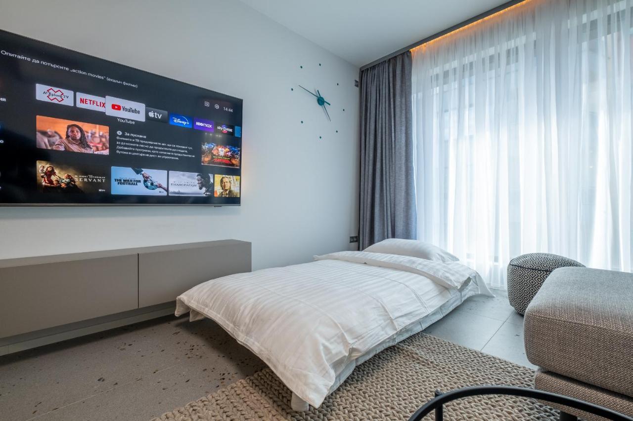 Emirates Lux Apartment And Parking Sofia Eksteriør bilde